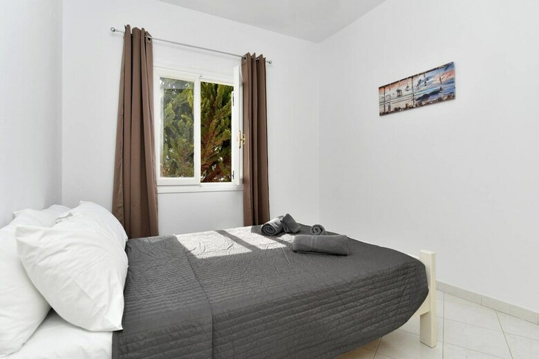 Two Bedroom House - Paroikia Central