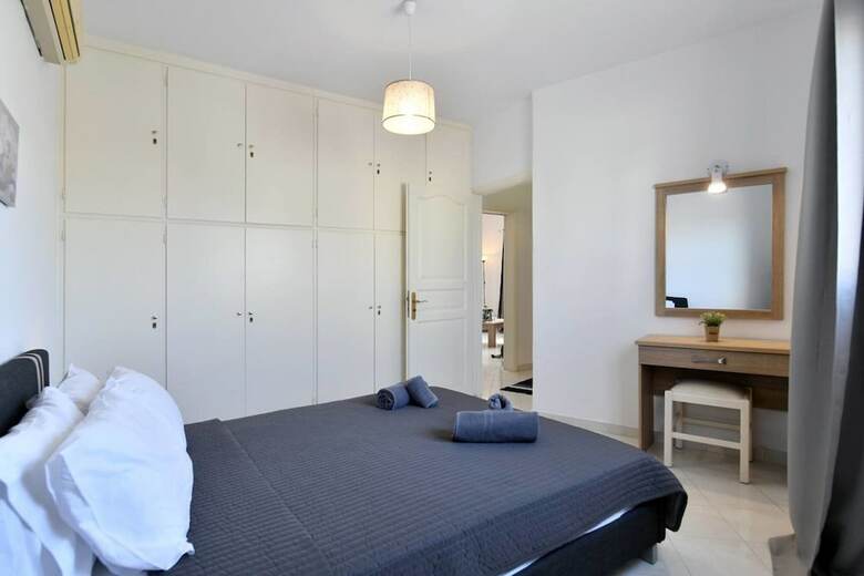 Two Bedroom House - Paroikia Central