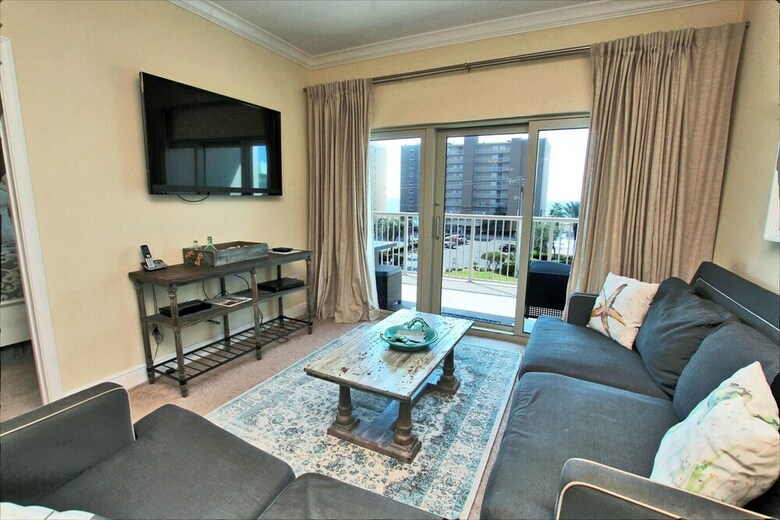 Crystal Tower By Youngs Suncoast
