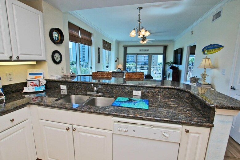 Crystal Tower By Youngs Suncoast