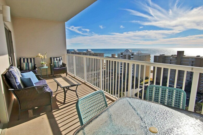 Crystal Tower By Youngs Suncoast