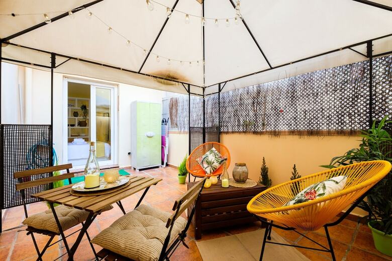 Apartamento Estudio Con Terraza En Malasa�a