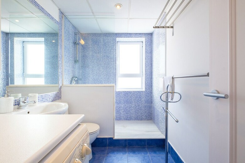 Apartamento Acogedor �tico Con Terraza En Retiro