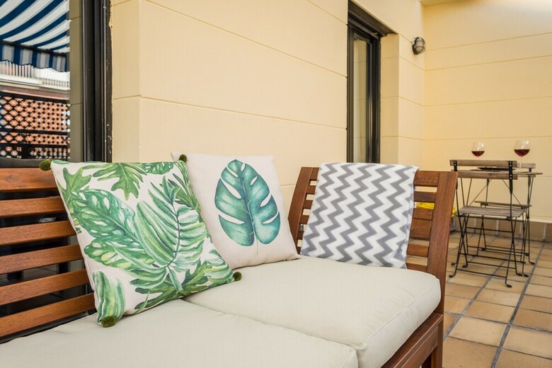 Apartamento Acogedor �tico Con Terraza En Retiro