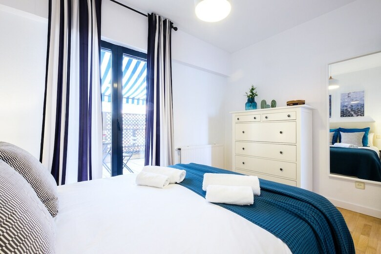 Apartamento Acogedor �tico Con Terraza En Retiro