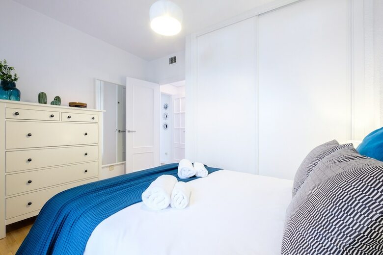 Apartamento Acogedor �tico Con Terraza En Retiro
