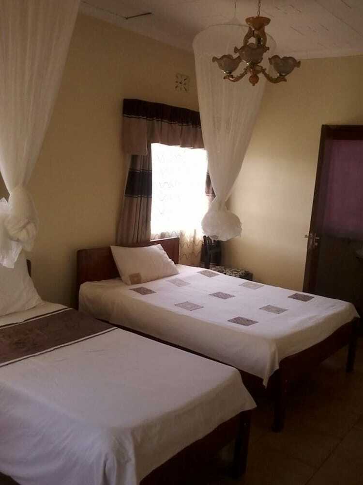Hotel Meg's Guest House