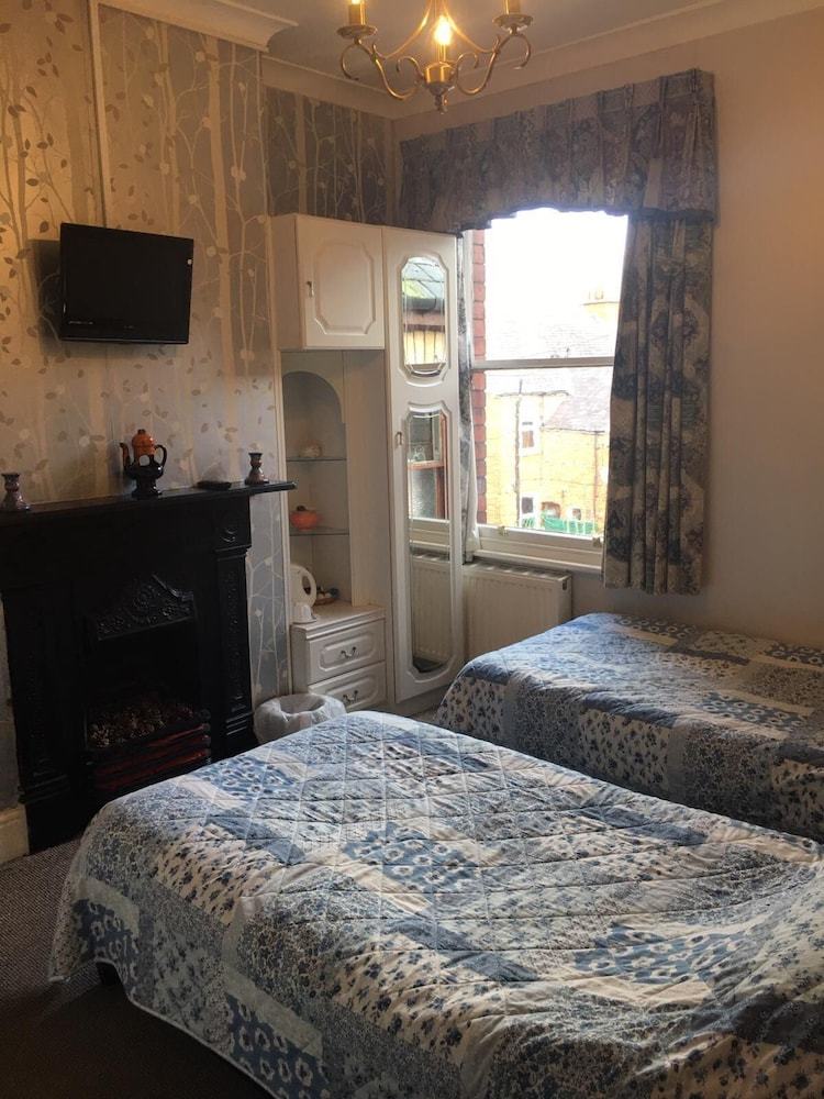 Hotel Hillcrest Guest House