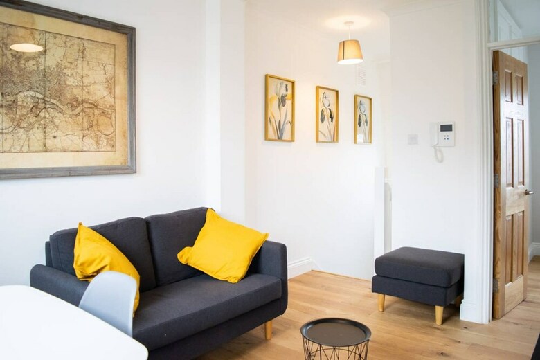Apartamento Modern 1 Bedroom Top Floor Flat In West London