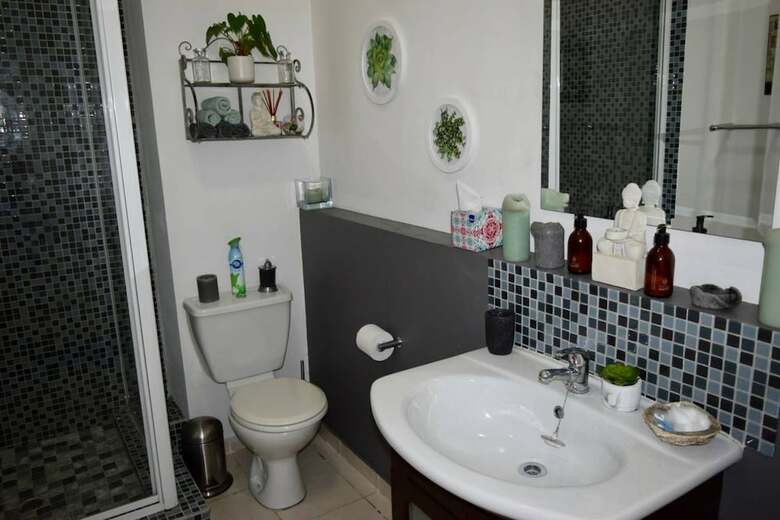 Beautiful Apartment In The Piazza With Pool And Gym