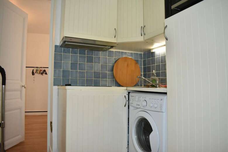 One Bedroom Apartment Near P�re Lachaise