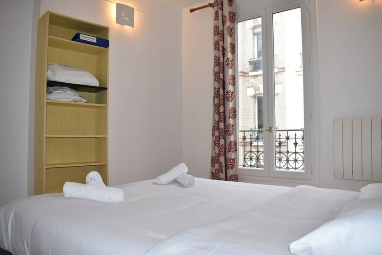 One Bedroom Apartment Near P�re Lachaise