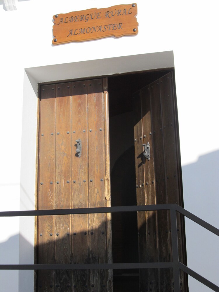 Hostal Albergue Rural Almonaster