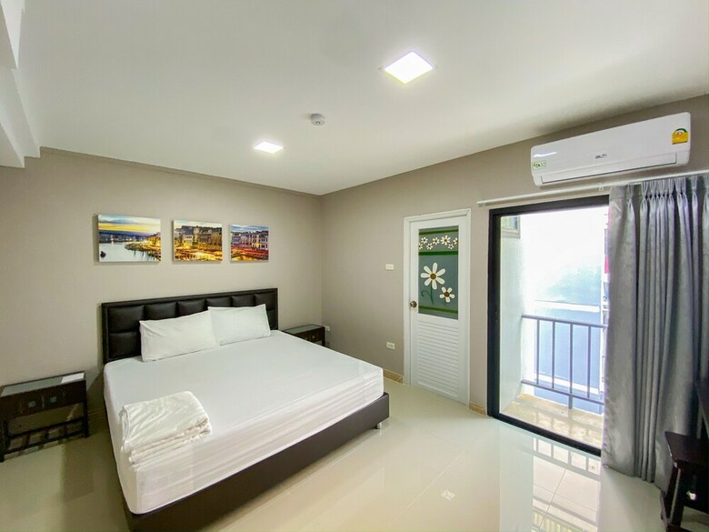 Delighted Bangkok Hotel