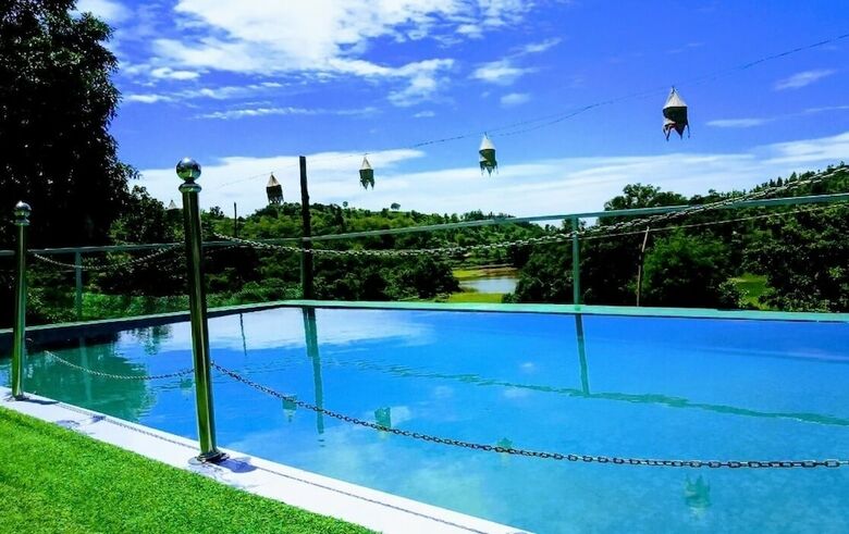 Hotel Morni Hills Resort