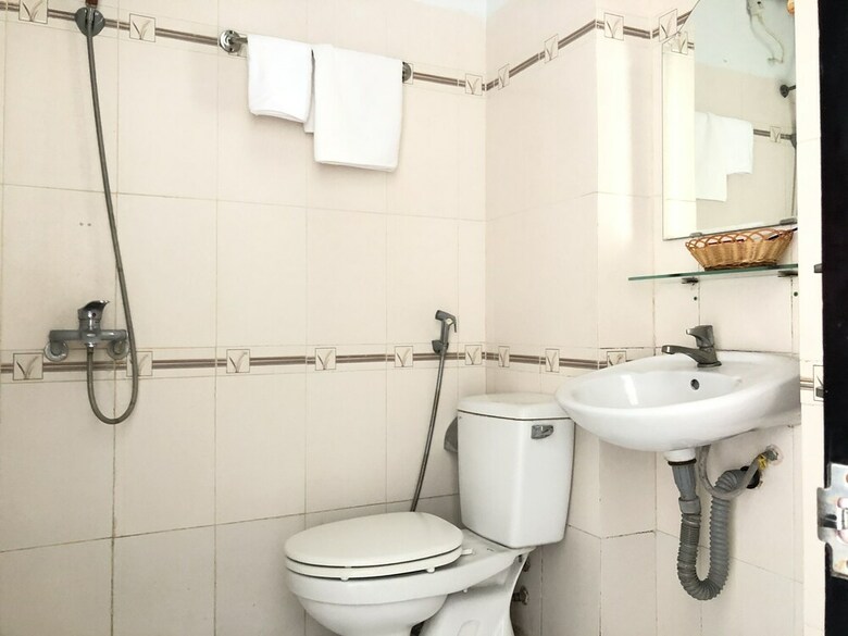 Oyo 998 Loan Anh 2 Hotel