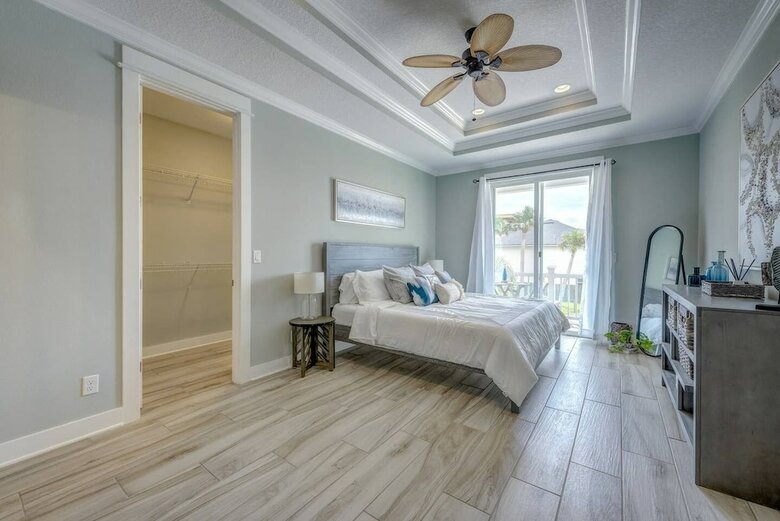 Villa Sun-splashed Luxe Townhome - Walk To The Sand