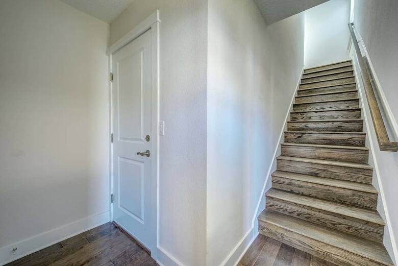 Villa Beach Escape One - Luxury Townhome
