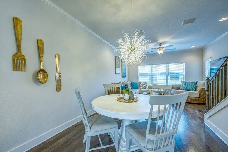 Villa Beach Escape Four - Luxury Townhome