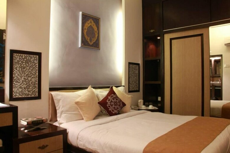 El Zahraa Hotel