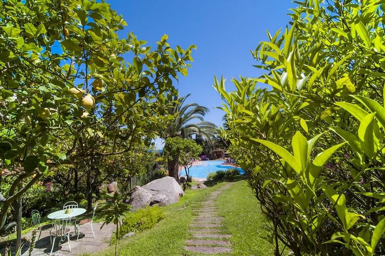 Hotel Cernia Isola Botanica