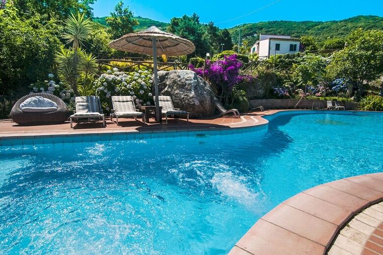 Hotel Cernia Isola Botanica
