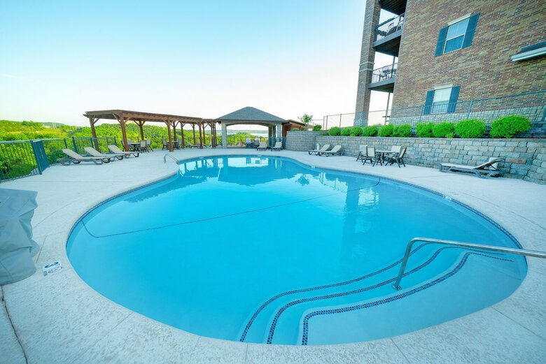 Hotel Majestic At Table Rock