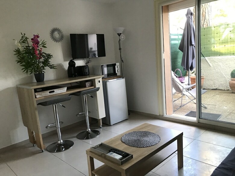 Apartamento Studio Piscine Terrasse Plage � 5min