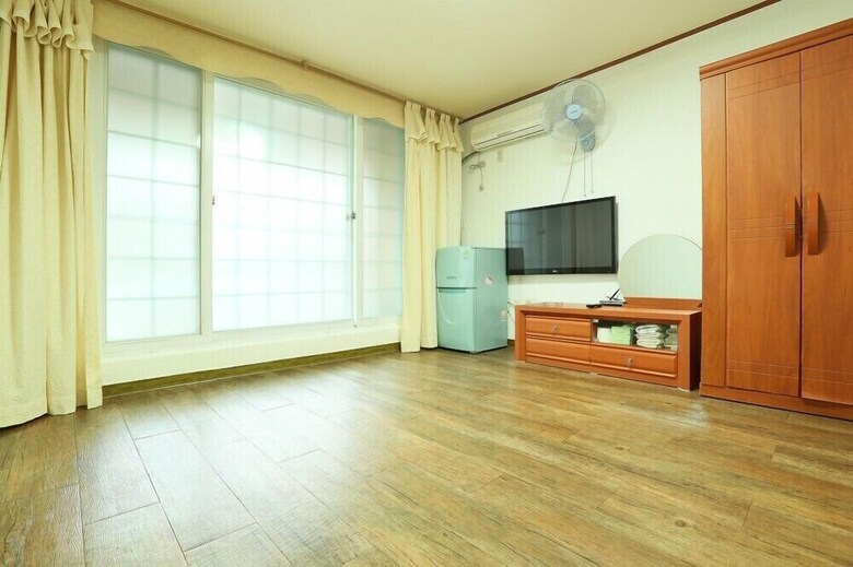 Apartamentos You And Me Pension