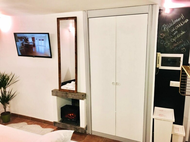 Apartamento Studio In Roma, With Wifi