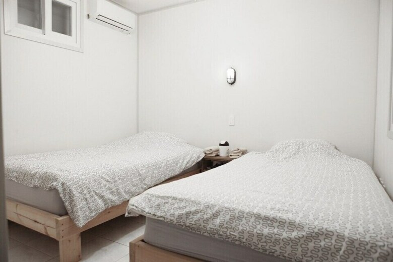 Hotel Raccoon House