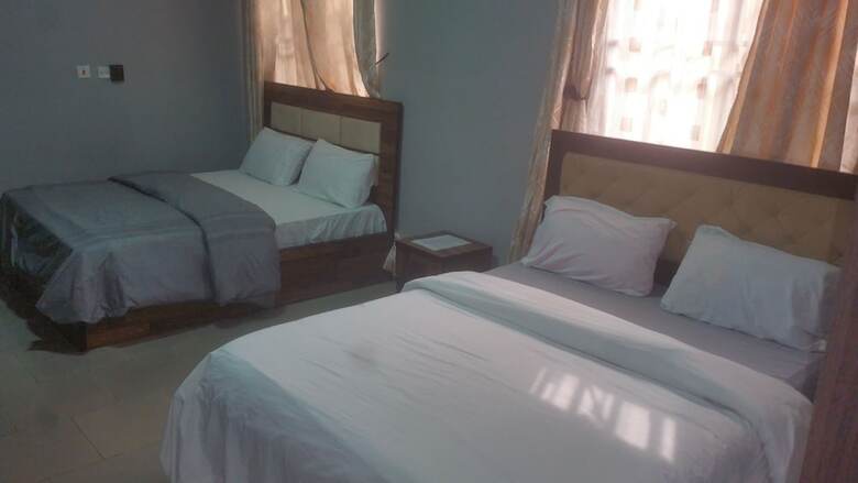 Allan Keri Hotel And Suites