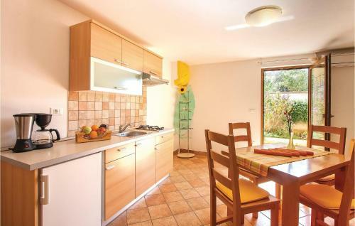 Apartment Kucine V