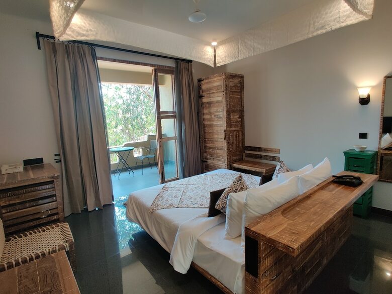 Hotel 3102bce