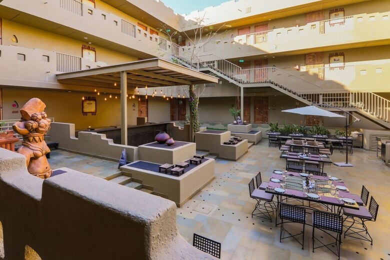 Hotel 3102bce
