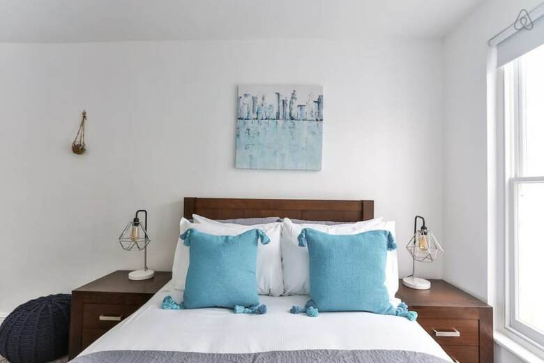 Baker Street Serviced Mews House