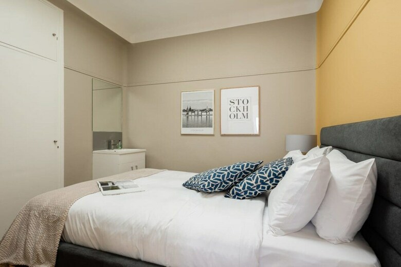 The West End Penthouse - 4bdr Fitzrovia Penthouse With Views