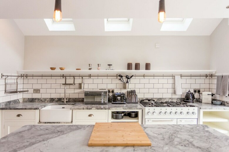 The Romsey Lofthouse - Charming & Bright 3bdr Home