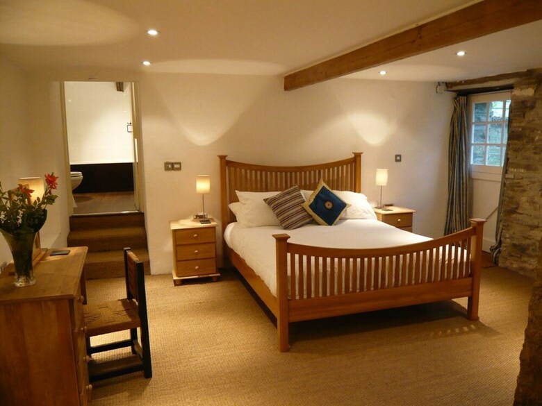 Rustic Cottage W/ Hot Tub In Treburgett, Cornwall