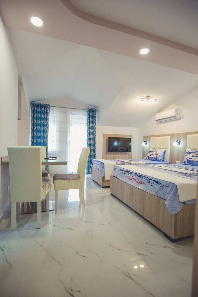 Apartamento Nino Superior, Standard Triple Studio With Sea View, No.5