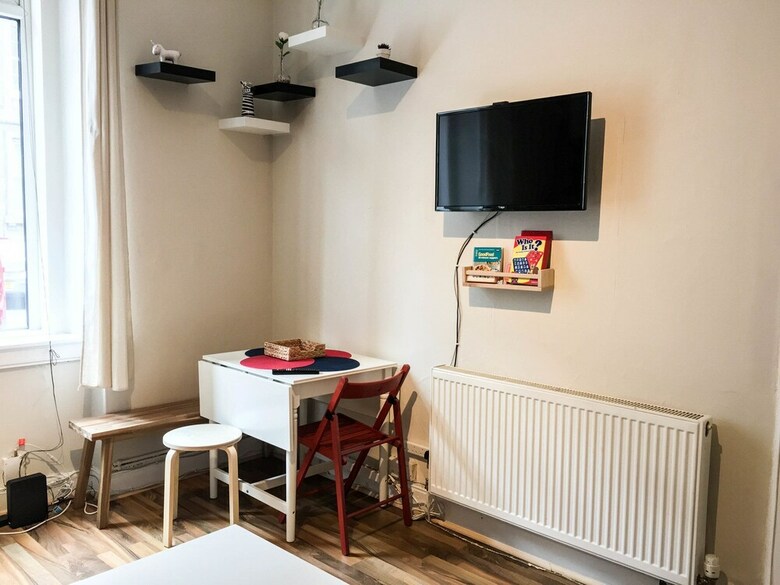 Bothwell � Superb City Centre Apartment