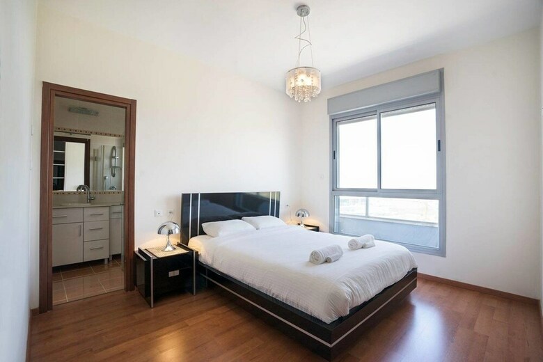 Apartamento Luxury Marina View - Modern And Luxurious View