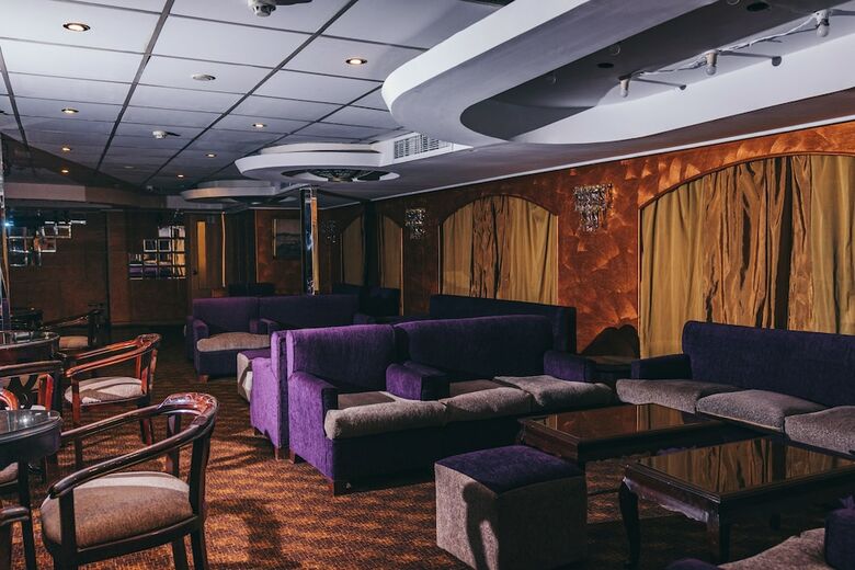 Queen Isis Floating Hotel In Minya