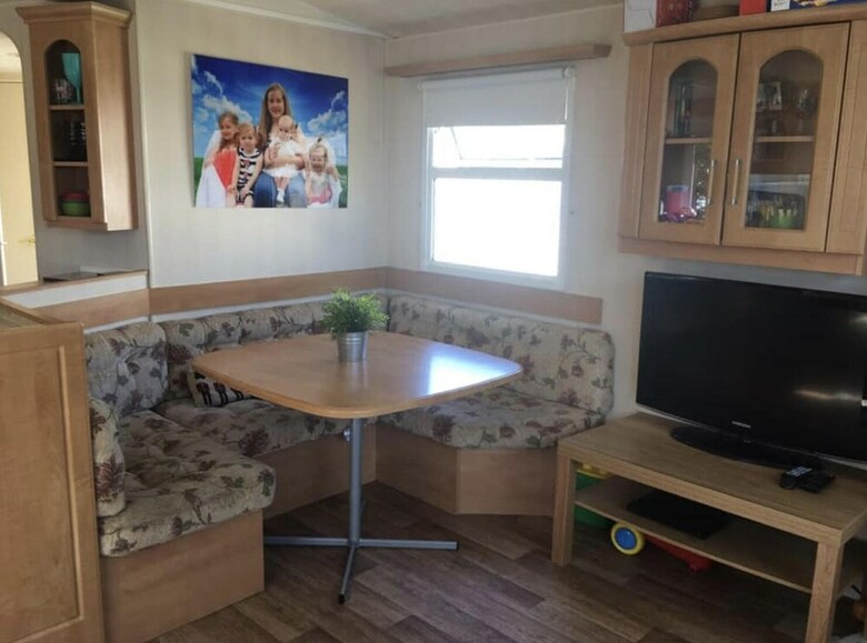 Cabana Impeccable 2-bed Holiday Caravan In Steeple