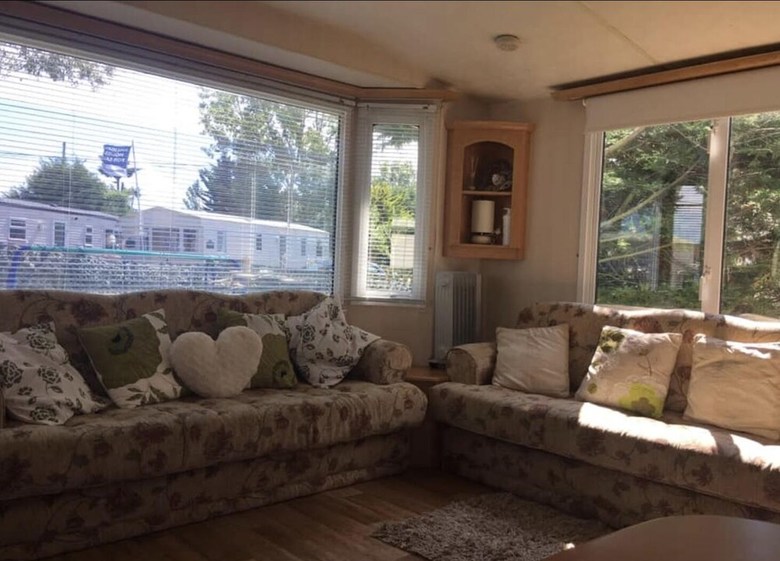 Cabana Impeccable 2-bed Holiday Caravan In Steeple
