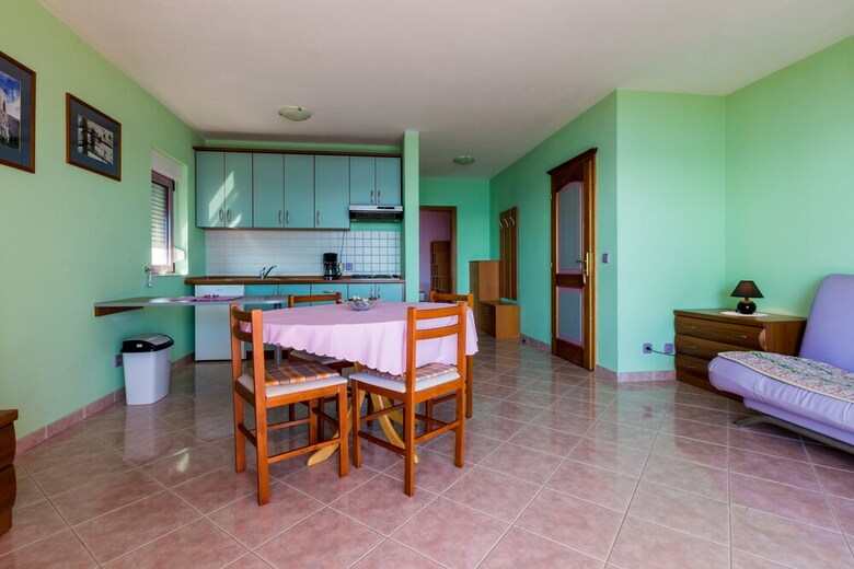 Apartments Rino