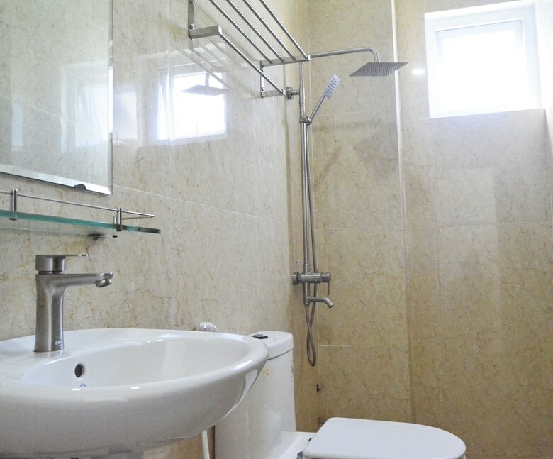 Chuong Hotel