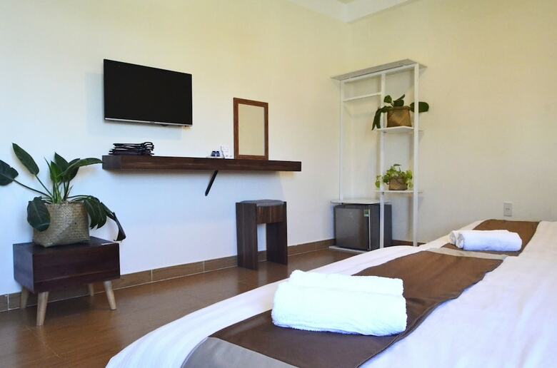 Chuong Hotel