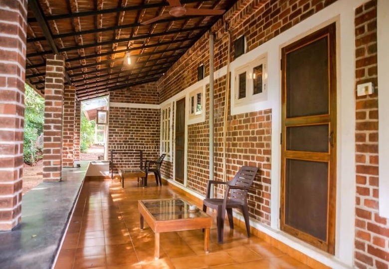 Bed & Breakfast Inn Pondiville Forest Retreat