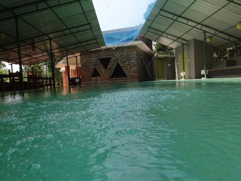 Bed & Breakfast Inn Pondiville Forest Retreat